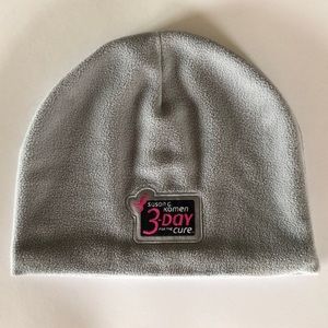 💖 SGK 3-Day Gray Beanie Hat Great Condition!
